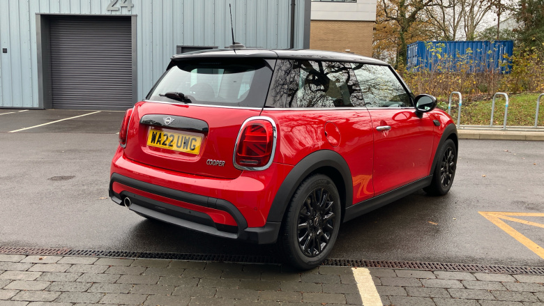 MINI Hatchback 1.5 Cooper Classic 3dr Petrol Hatchback